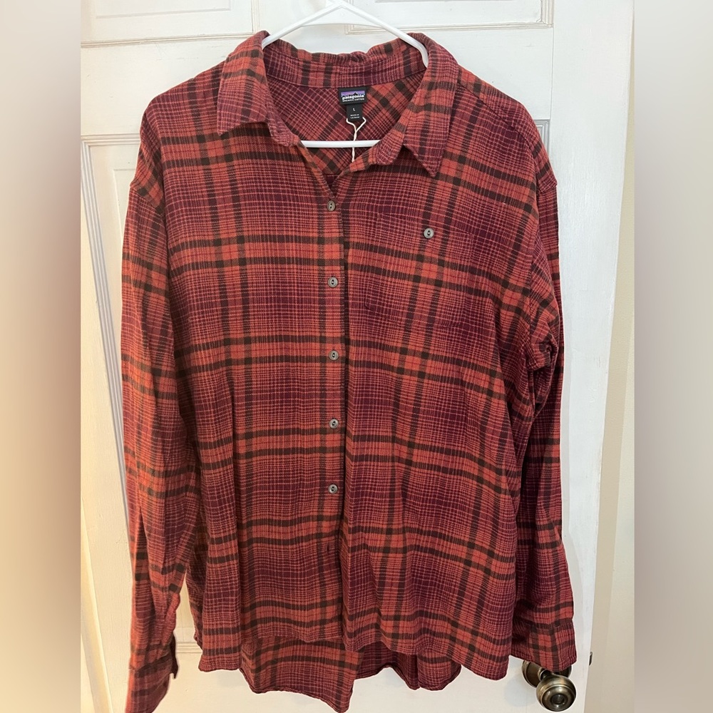 Women’s Patagonia button down plaid flannel tunic long sleeve shirt size large